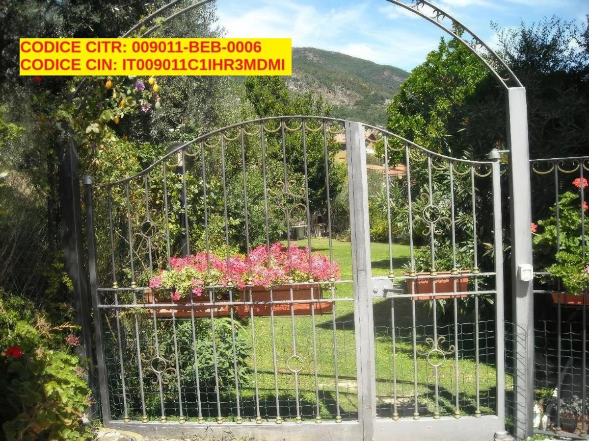 Agrodolce Bed & Breakfast Boissano Bagian luar foto